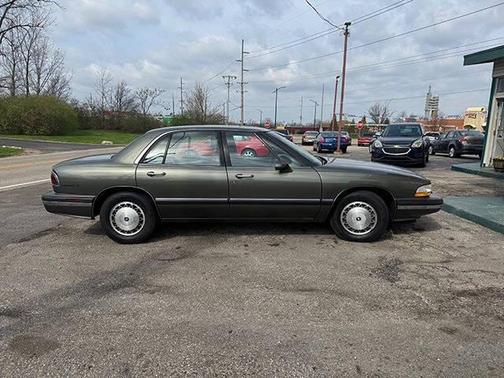 Green 1996 Buick LeSabre Custom 4dr Sedan