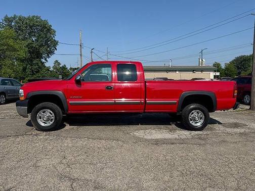 2002 Chevrolet Silverado 2500 LT H/D Extended Cab
