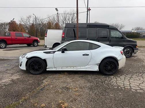 2013 Scion FR-S Base
