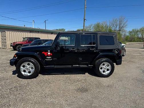 2013 Jeep Wrangler Unlimited Sahara