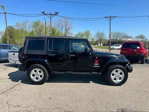 2013 Jeep Wrangler Unlimited Sahara