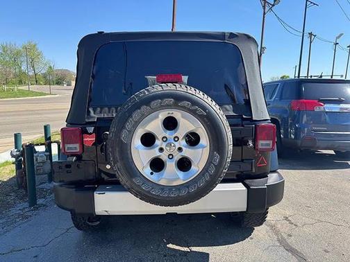 2013 Jeep Wrangler Unlimited Sahara