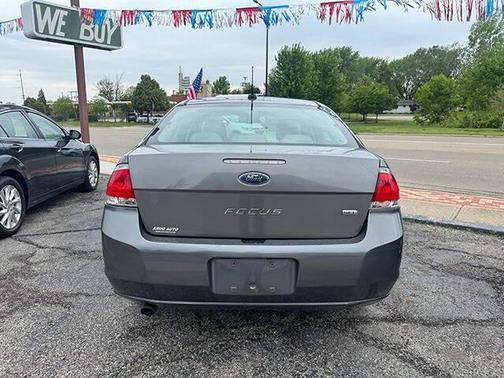 Sterling Gray Metallic 2011 Ford Focus SEL