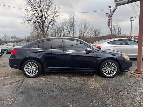 2012 Chrysler 200 Limited