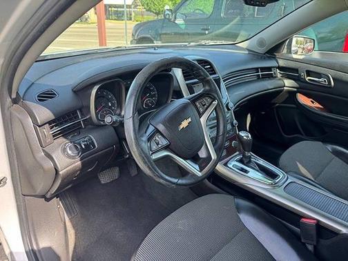 SILVER 2013 Chevrolet Malibu 1LT