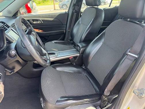 SILVER 2013 Chevrolet Malibu 1LT