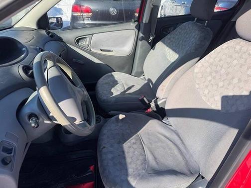 2000 Toyota ECHO Base 4dr Sedan