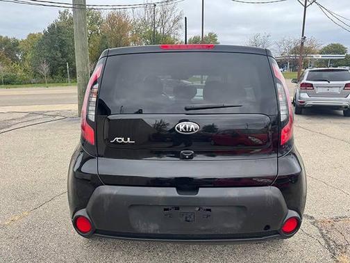 2015 Kia Soul +