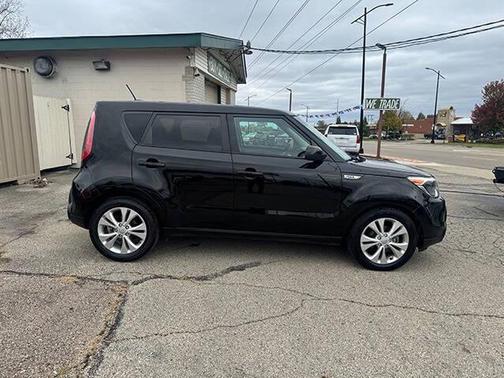 2015 Kia Soul +