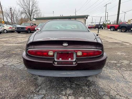 1996 Buick Riviera Supercharged 2dr Coupe