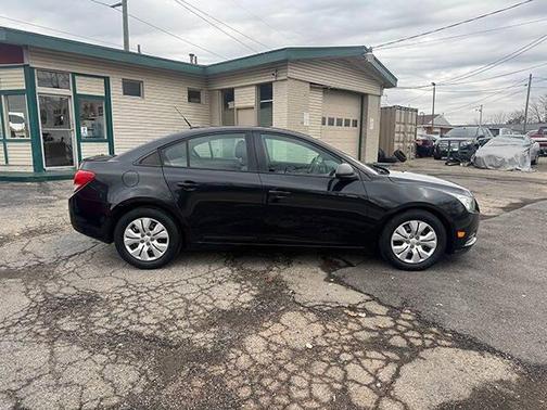 2013 Chevrolet Cruze LS