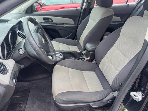 2013 Chevrolet Cruze LS