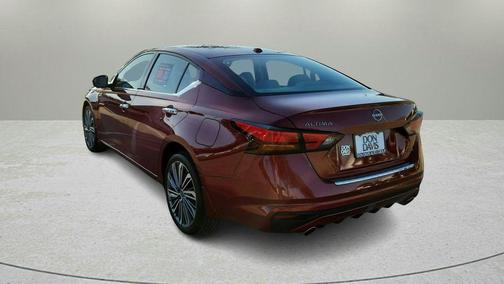 Scarlet Ember 2023 Nissan Altima 2.5 SL