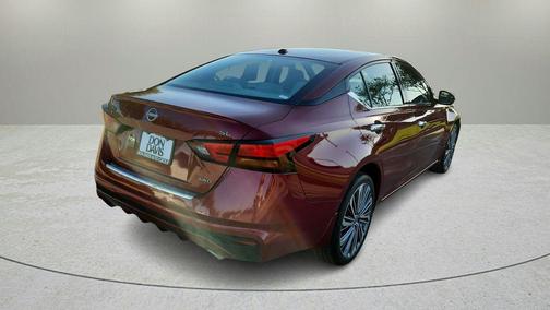 Scarlet Ember 2023 Nissan Altima 2.5 SL
