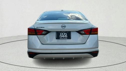 Brilliant Silver Metallic 2026 Nissan Altima SV
