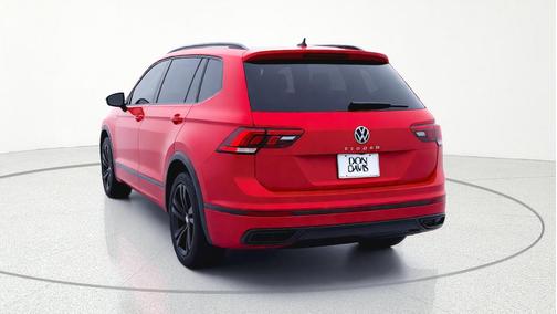 2024 Volkswagen Tiguan 2.0T SE R-Line Black