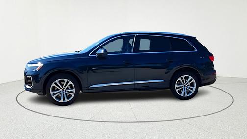 Waitomo Blue Metallic 2025 Audi Q7 55 Premium Plus