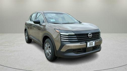 2025 Nissan Kicks S