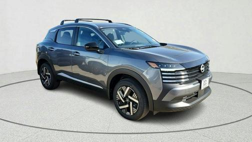 Gun Metallic 2027 Nissan Kicks SV