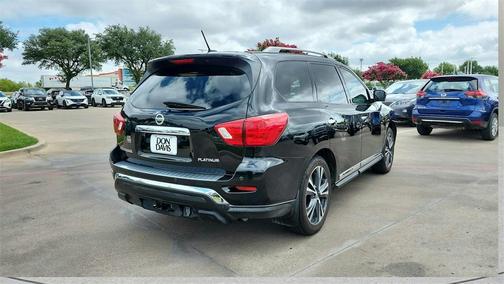 2018 Nissan Pathfinder Platinum