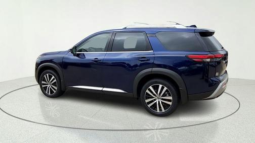 Deep Ocean Blue 2024 Nissan Pathfinder Platinum