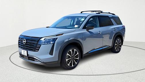 Boulder Gray Metallic 2026 Nissan Pathfinder Platinum
