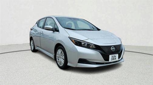 2023 Nissan Leaf S