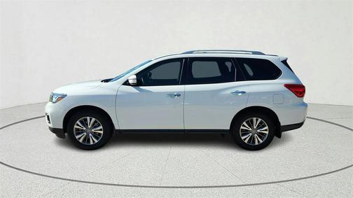 2020 Nissan Pathfinder S