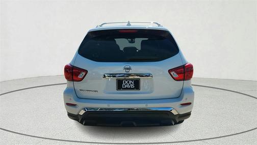 2020 Nissan Pathfinder S