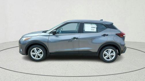 Gun Metallic 2025 Nissan Kicks Play S