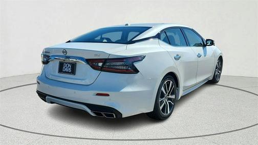 2023 Nissan Maxima SV