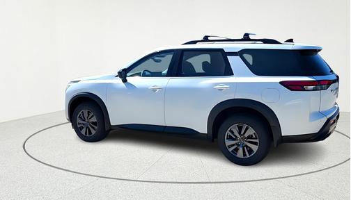Everest White P 2026 Nissan Pathfinder SV