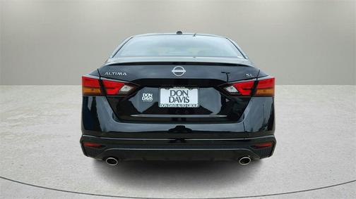 2025 Nissan Altima SL