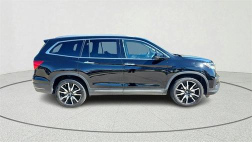 2019 Honda Pilot Touring 8-Passenger