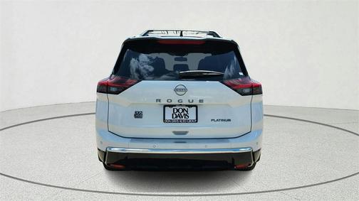 2025 Nissan Rogue Platinum