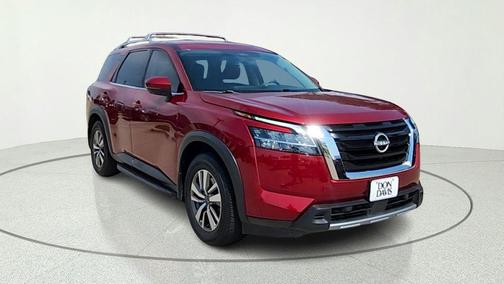 Scarlet Ember 2023 Nissan Pathfinder SL