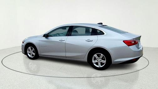Silver Ice Metallic 2021 Chevrolet Malibu 1LS