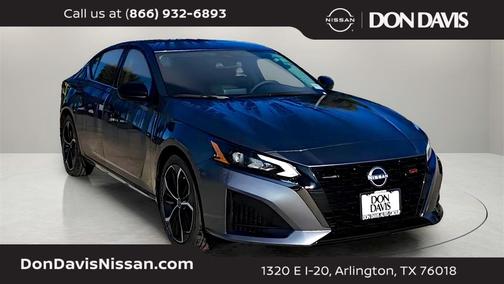 2025 Nissan Altima SR
