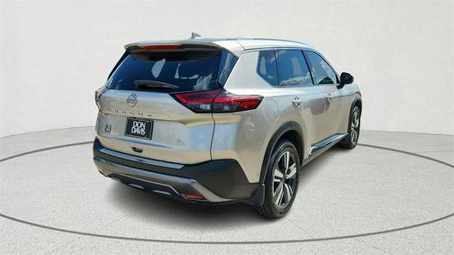 2022 Nissan Rogue SL