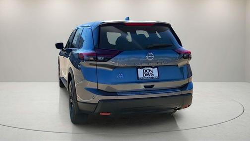 Gun Metallic 2026 Nissan Rogue SV
