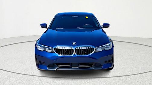 2020 BMW 330 i