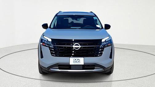 Boulder Gray Metallic 2026 Nissan Pathfinder Platinum