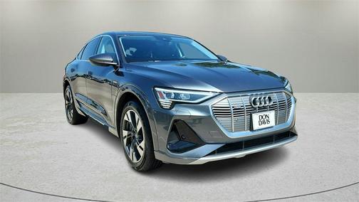 2021 Audi e-tron Premium