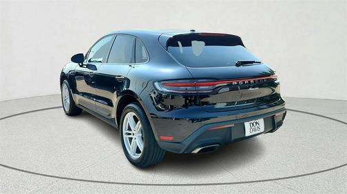 2024 Porsche Macan Base