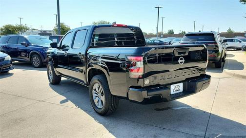 2025 Nissan Frontier SV