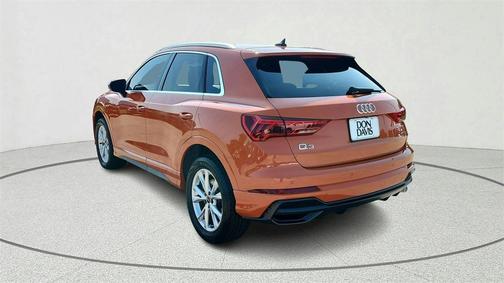 2022 Audi Q3 45 S line Premium