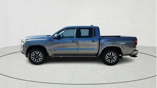 2024 Nissan Frontier SL