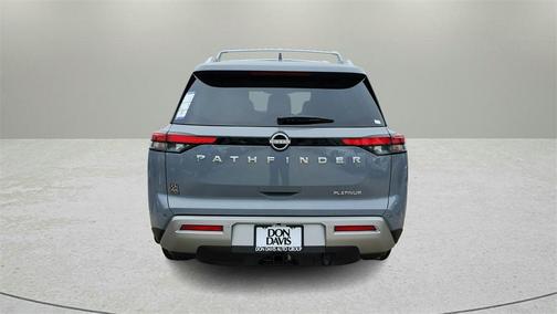 2025 Nissan Pathfinder Platinum