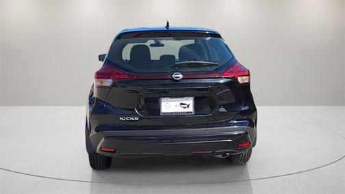 2025 Nissan Kicks S