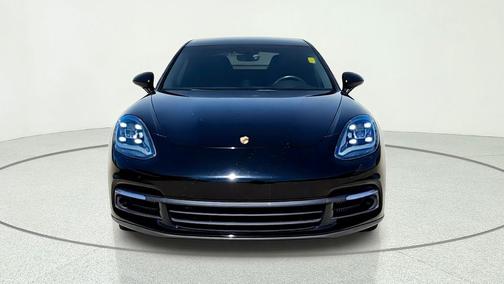 Jet Black Metallic 2018 Porsche Panamera 4S